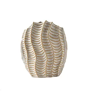 Elegant Wabi-sabi style white textured ceramic vase for home decor and dried flowers