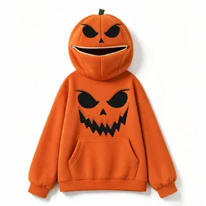 Dettaglio felpa con cappuccio arancione a zucca di Halloween con bocca a zip