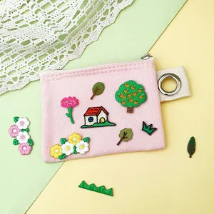 Süße rosa Leinen Münztasche im koreanischen Stil mit niedlichen Pflanzen Stickerei Patches.