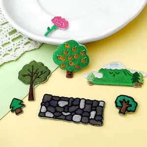 Niedliche Cartoon Pflanze Baum Berg Stickerei Patches DIY Kleidung Zubehör Bügelbilder.