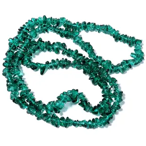 Onregelmatige groene kristallen chips streng, perfect DIY sieraden maken en kralen materiaal.