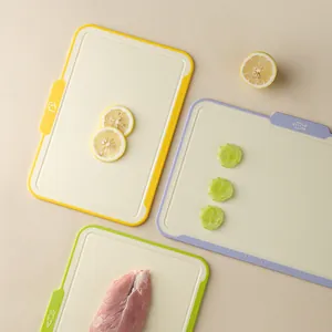 Set van 3 kleurgecodeerde dubbelzijdige snijplanken van voedselkwaliteit voor de keuken.