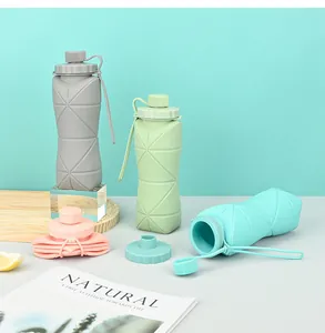 Draagbare opvouwbare siliconen waterfles voor reizen en sport in pastelkleuren