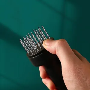 Manual meat tenderizer tool with 20 stainless steel needles for steak