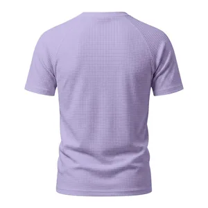 Vue arrière d'un t-shirt violet pour homme en maille gaufrée avec manches raglan