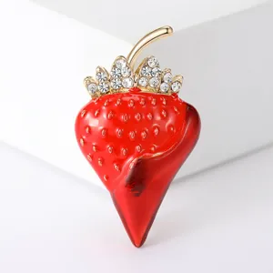 Broche Fraise en Émail Rouge Mignon de Style Coréen pour Femmes Alliage Strass Fruit Corsage Accessoires de Vêtements Mode
