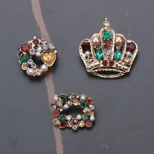 Vintage Palast Stil Strass Künstliche Perle Brosche Set Krone Herz Kranz Reversnadeln Für Damen Mantel Anzug Mode Schmuck