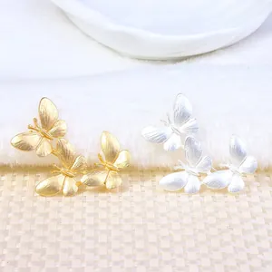 Korean Fashion Three Butterflies Alloy Brooch For Women Elegant Brushed Metal Corsage Pin For Suit Dress Sweater Accessories Gold Silver