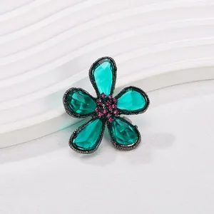 Mode Legierung Kristall Blume Brosche Für Damen Vintage Strass Floral Pin Kleine Design Minimalistische Kleidung Zubehör Geschenk