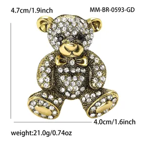 Broche de oso de aleación dorada con pedrería y detalle de corazón, altura 4,7 cm