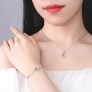 Elegantes Schmuckset im Vintage-Stil mit Halskette und Armband aus Mondstein-Imitat für Damen
