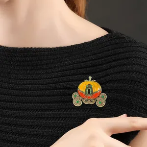 Vintage pumpkin carriage enamel brooch pin with rhinestones for women