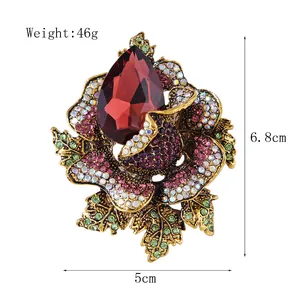 Detailed dimensions of the vintage red crystal rose flower brooch for coat accessories.