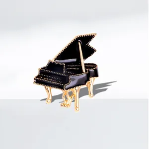 Vintage Enamel Grand Piano Brooch Gold Plated Alloy Musical Instrument Breastpin For Suit Coat Dress Accessories Women Jewelry