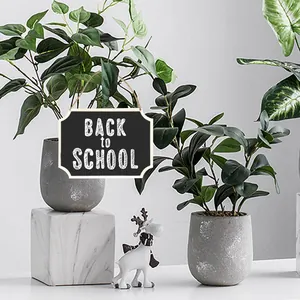Lavagna decorativa in legno da appendere con stampa Back to School per la casa.