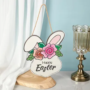 Plaque décorative en bois lapin de Pâques avec fleurs colorées et texte Happy Easter.