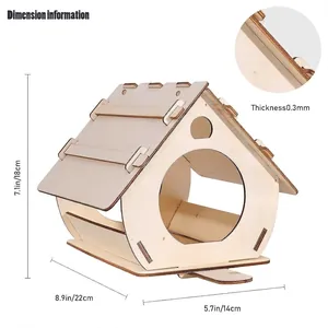 Handgemaakt houten vogelhuisje voor de tuin decoratie met afmetingen van 22x18cm