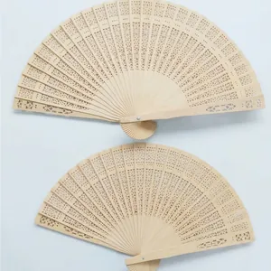 Abanicos plegables de madera con patrón floral en tamaños de 23 cm y 20 cm con medidas