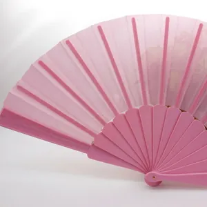 Ventaglio pieghevole rosa stile spagnolo in plastica con tessuto in tinta unita