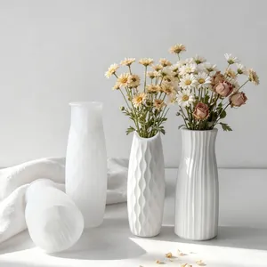 Silicone Vase Mold For DIY Plaster Cement Resin Casting Striped Ripple Pattern Flower Pot Mould Modern Table Decor Minimalist