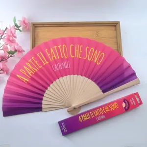 Abanico español de madera de 24 varillas con degradado y su propia caja de regalo