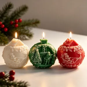 Exquisitas velas navideñas 3D hechas a mano con tallas festivas de Papá Noel y árboles