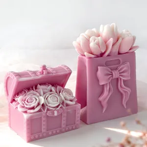 Détail de moules en silicone de sac de tulipes et coffre de roses roses pour bougies DIY