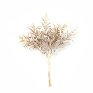 Detailansicht eines künstlichen befockten Sternengras-Bouquets in Beige