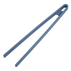 Heat-resistant silicone kitchen tongs for non-stick pans, ideal for steak and barbecue.