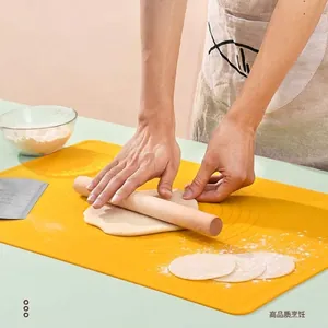 Large professional food-grade non-stick thickened yellow silicone kneading mat for baking