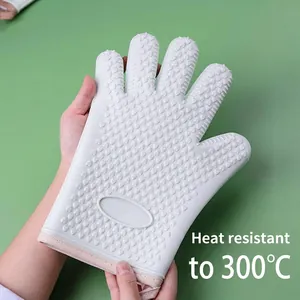 Professional heat resistant silicone kitchen glove for baking and grilling up to 300°C