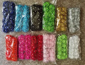 Bunte künstliche Brautblumen mit Perlen für Haarschmuck in 12 verschiedenen Farben.