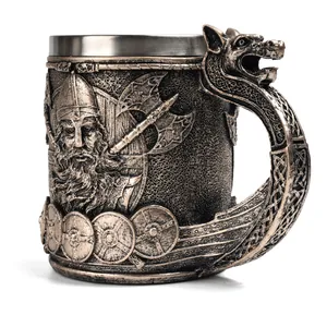 Exquisita jarra de cerveza vikinga tallada en 3D con inserto de acero inoxidable