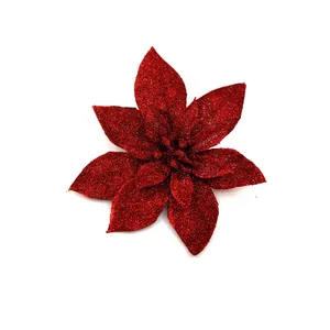 Detailansicht einer roten Glitzer-Weihnachtsstern-Kunstblume für Weihnachtsdeko