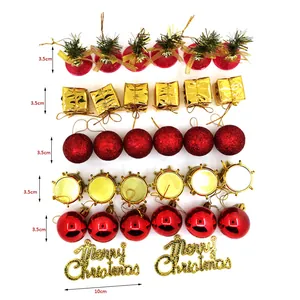 Vue détaillée d'un lot de 32 décorations de Noël rouges et dorées avec dimensions.
