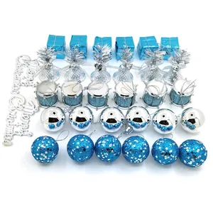 Lot de 32 décorations de Noël bleu et argent incluant boules, cloches et petits tambours