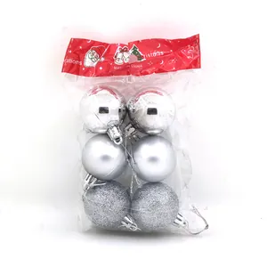 Set de 6 bolas de Navidad plateadas con acabados brillantes, mates y brillantes