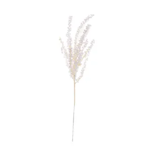Detailweergave van witte kralen kersttak voor elegante doe-het-zelf bloemstukken decoratie