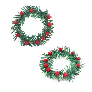 Ghirlanda Natalizia Artificiale con Bacche Rosse Anello per Candela Porta Tovagliolo Ghirlanda in Plastica PVC per Decorazione Tavola
