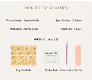 Detail van press-on nagel toolkit inclusief jelly lijm, alcoholdoekje en vijl
