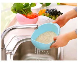 Plastic rice washing bowl kitchen colander draining basket for fruits vegetables food strainer.