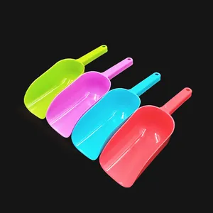 Ensemble de pelles utilitaires en plastique, cuillères à glace et farine pour cuisine.