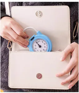 Portable mechanical spring hanging scale with hook 10kg capacity for luggage and daily use.