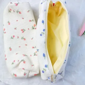 Trousse à crayons florale mignonne tissu gaufré fermeture éclair organiseur papeterie
