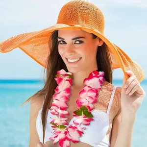 Tropical Hawaiian flower lei garland in pink and white for beach holiday parties