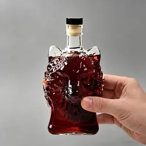 Decantador de vino de vidrio con forma de cabeza de lobo y tapón hermético para el bar
