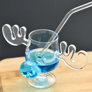 Tazza creativa in vetro borosilicato a forma di renna con corna e cannuccia di vetro