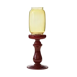 Eleganter Kerzenhalter aus Glas im neuen chinesischen Stil mit bernsteinfarbenem Oberteil