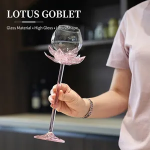 Elegant creative lotus shaped borosilicate glass wine goblet for cocktails