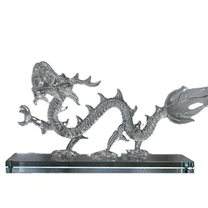 Exquisita figura de dragón de cristal transparente con base de vidrio para decorar